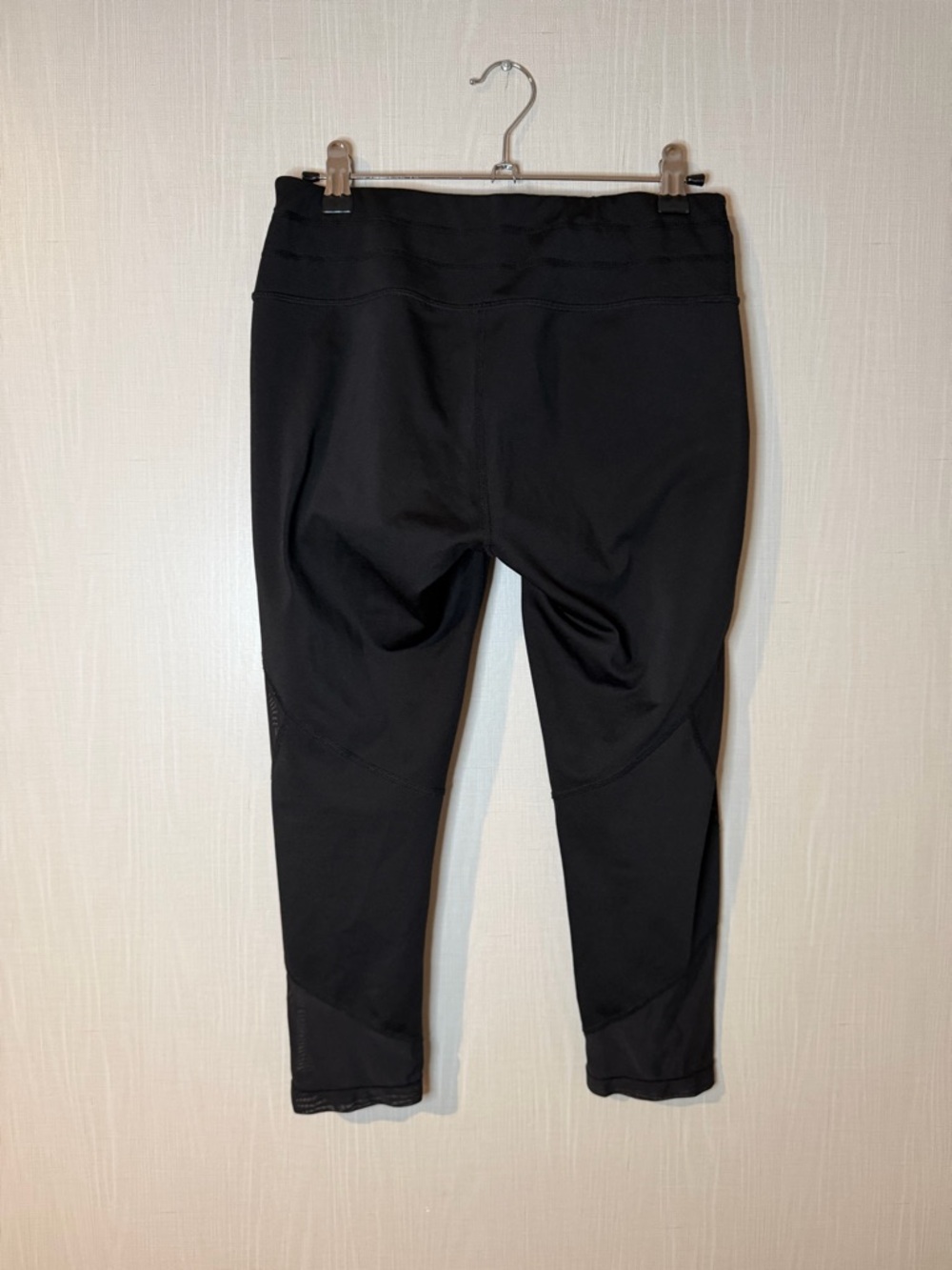 Athleta Black Cropped Active Leggings with Mesh Detail Small - Picture 4 of 5